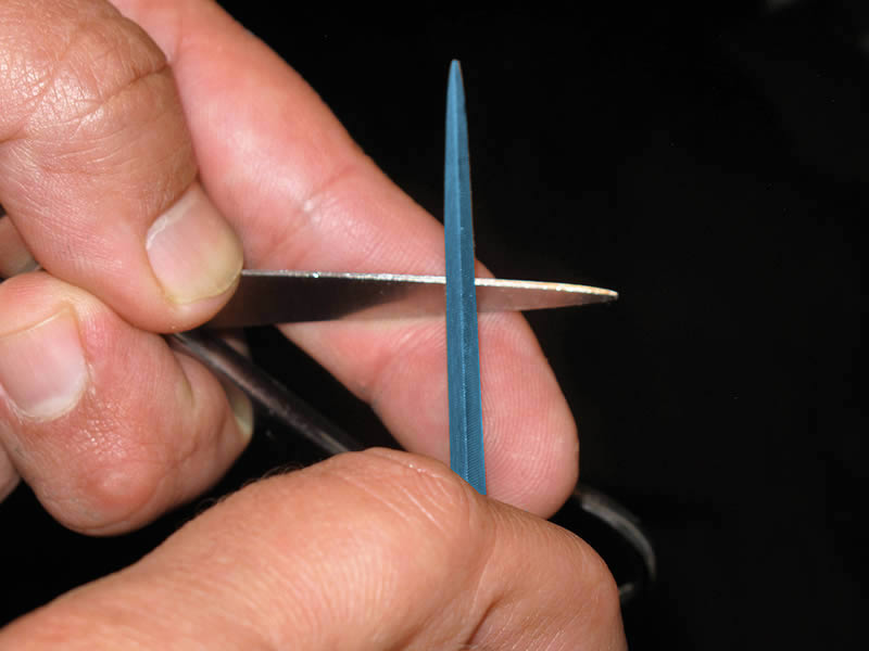 How to Sharpen Bandage Scissors 